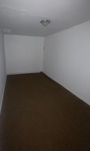 311 Edgeton Court, Houston, TX 77015