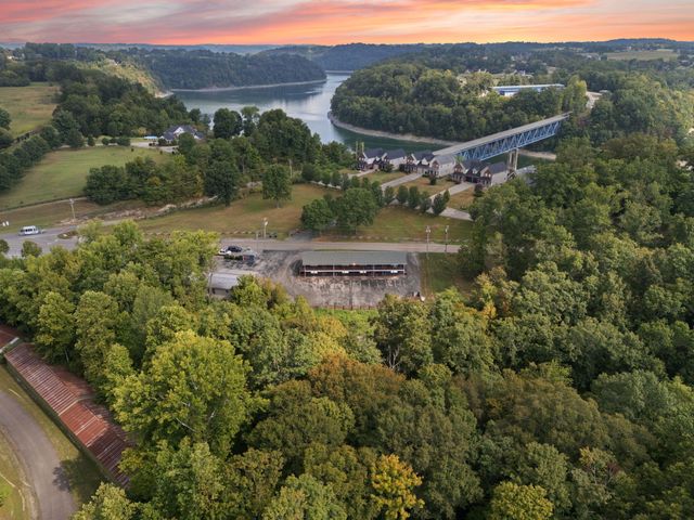 81 Lee'S Ford Dock Road 1and2 Combined and units 3, 4, Nancy, KY 42544