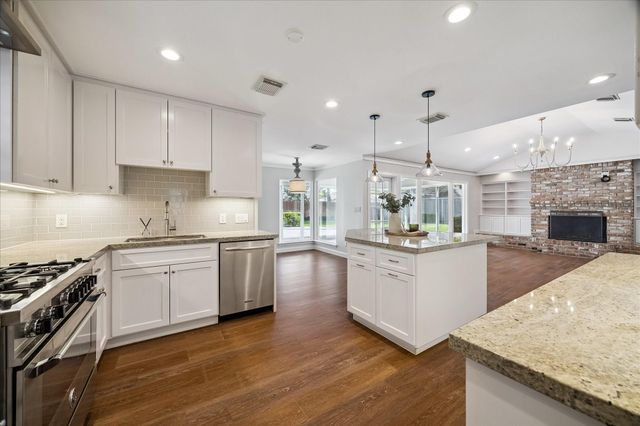 10106 Candlewood Drive, Houston, TX 77042