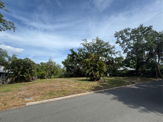 117 29TH STREET W, Bradenton, FL 34205