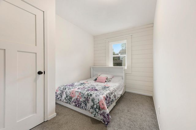 403 Elm Street, Paw Paw, MI 49079