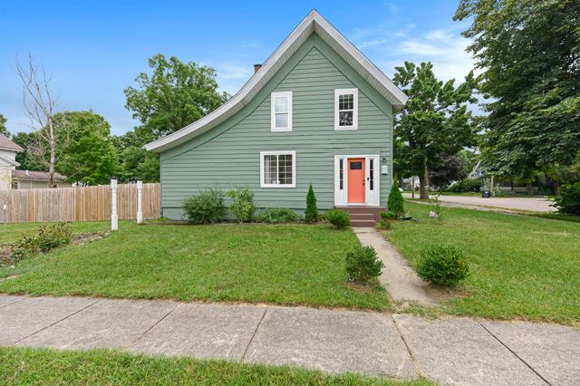 403 Elm Street, Paw Paw, MI 49079