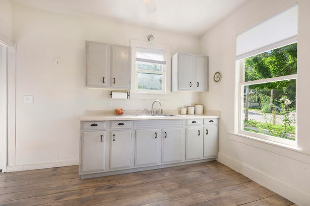 403 Elm Street, Paw Paw, MI 49079