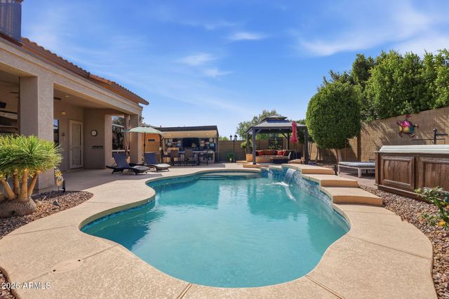 2728 W Adventure Drive, Anthem, AZ 85086