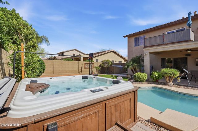 2728 W Adventure Drive, Anthem, AZ 85086