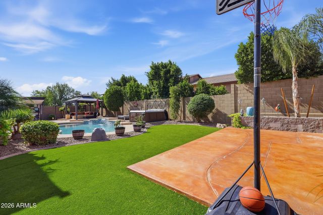 2728 W Adventure Drive, Anthem, AZ 85086