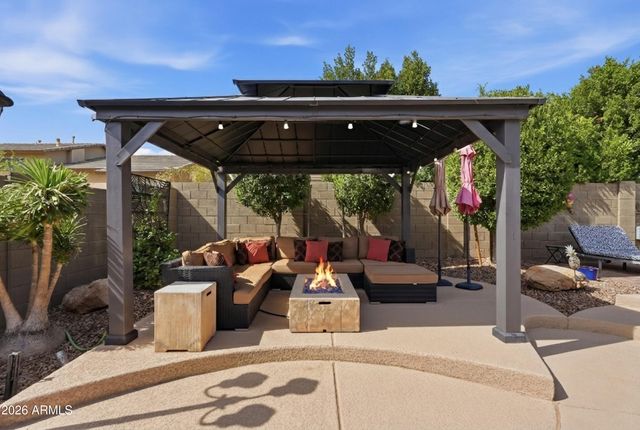 2728 W Adventure Drive, Anthem, AZ 85086