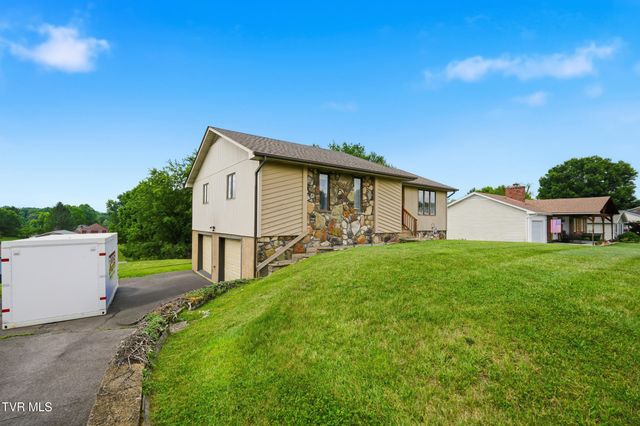 5011 Old Jonesboro Road, Bristol, TN 37620