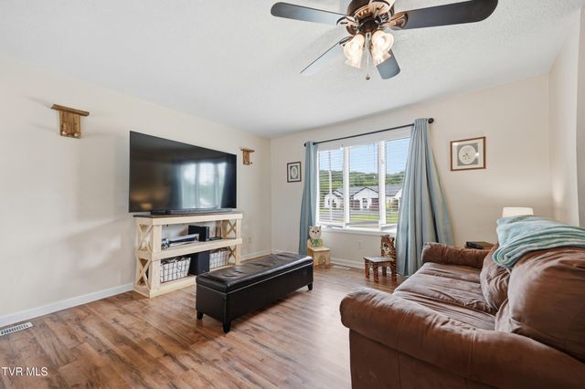 5011 Old Jonesboro Road, Bristol, TN 37620