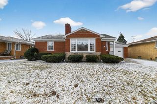 17314 Collinson Avenue, Eastpointe, MI 48021
