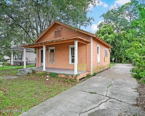448 DAY Avenue, Jacksonville, FL 32254