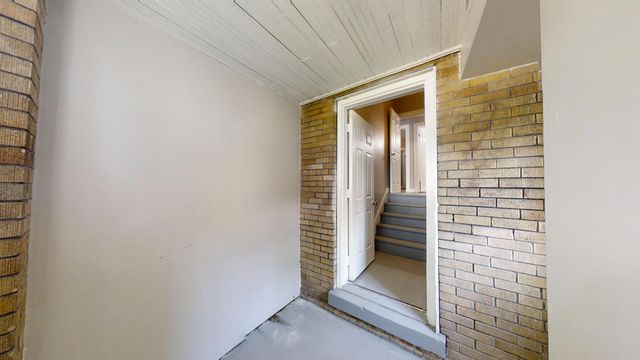 323 Garfield Street, Gary, IN 46404
