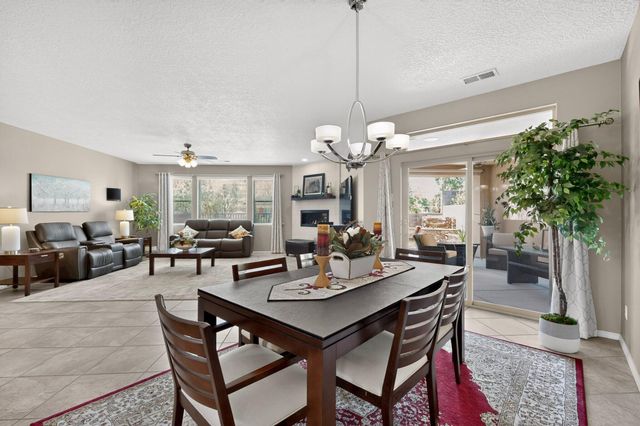 1623 Vista De Colinas Drive SE, Rio Rancho, NM 87124