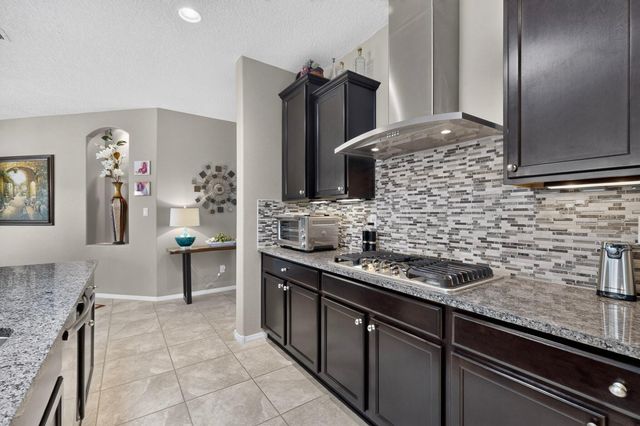 1623 Vista De Colinas Drive SE, Rio Rancho, NM 87124