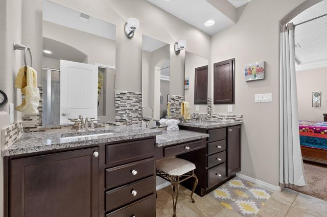 1623 Vista De Colinas Drive SE, Rio Rancho, NM 87124