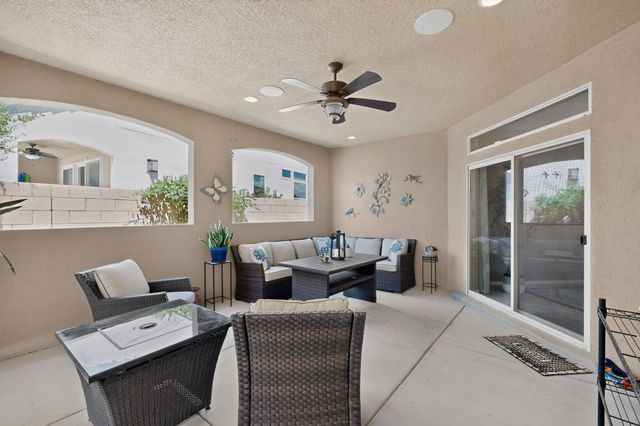 1623 Vista De Colinas Drive SE, Rio Rancho, NM 87124