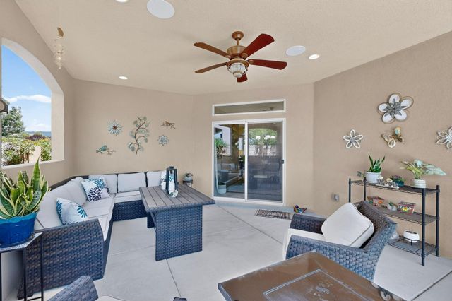 1623 Vista De Colinas Drive SE, Rio Rancho, NM 87124