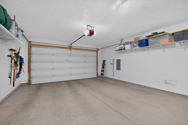 1623 Vista De Colinas Drive SE, Rio Rancho, NM 87124