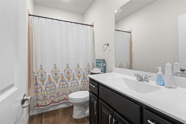 142 Wagon Mound, Waxahachie, TX 75167