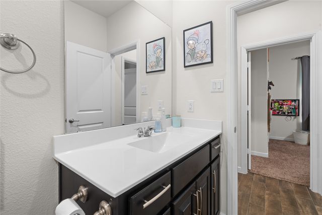 142 Wagon Mound, Waxahachie, TX 75167
