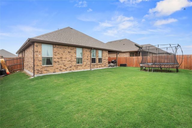142 Wagon Mound, Waxahachie, TX 75167