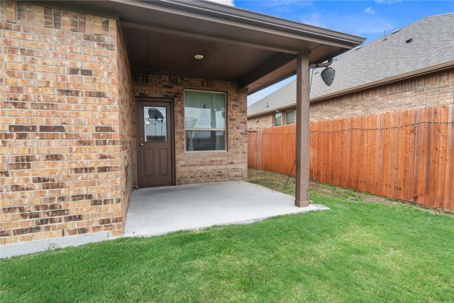 142 Wagon Mound, Waxahachie, TX 75167