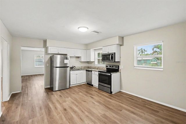 4529 19TH STREET CIRCLE W, Bradenton, FL 34207