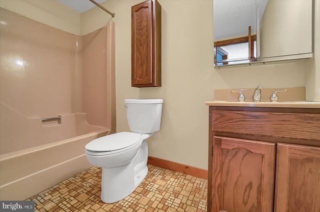 696 WAYNE ST, Lemont, PA 16851