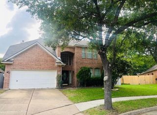 110 Chandler Court, Sugar Land, TX 77479