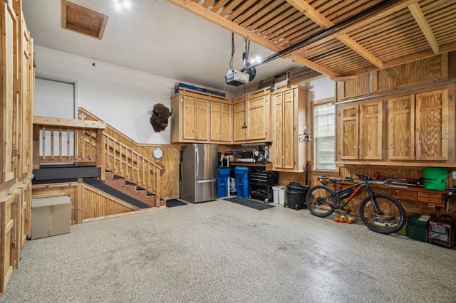 1031 Anthony Way, Victoria, MN 55386