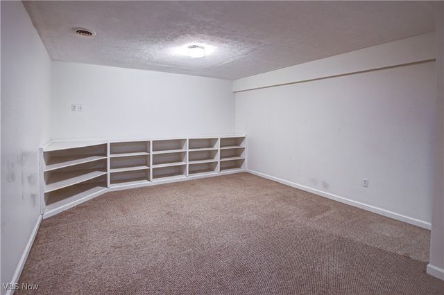 340 Pineo Court, Sagamore Hills, OH 44067