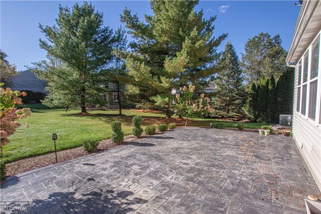 340 Pineo Court, Sagamore Hills, OH 44067