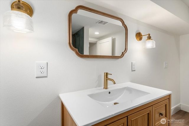 124 Boetzkes Avenue, Manson, WA 98831