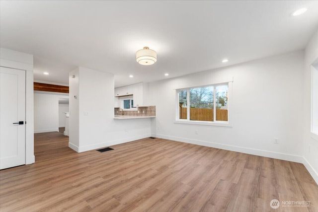 124 Boetzkes Avenue, Manson, WA 98831