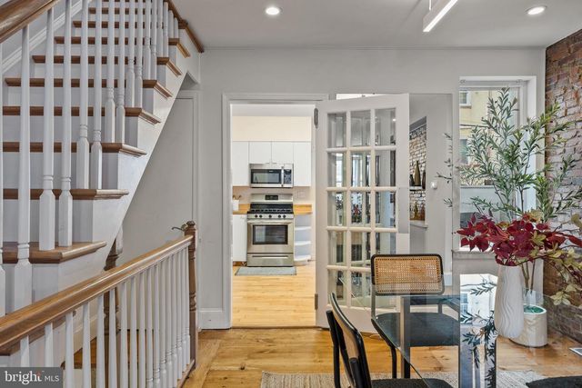 526 S LECOUNT ST, Philadelphia, PA 19146