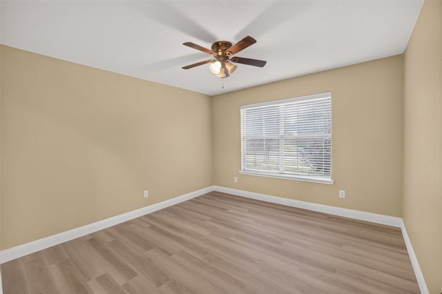 2215 Splendor Court, Arlington, TX 76010
