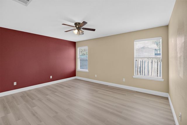 2215 Splendor Court, Arlington, TX 76010