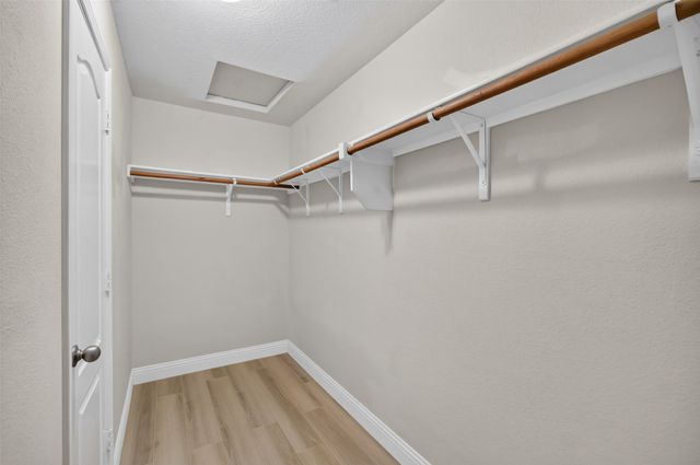 2215 Splendor Court, Arlington, TX 76010