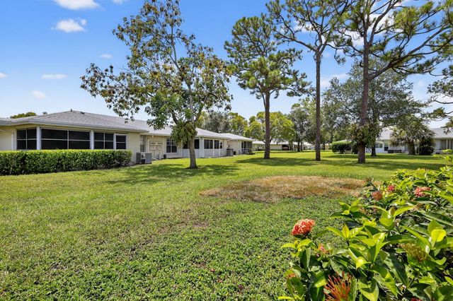 448 Franconia Circle B, Lake Worth, FL 33467