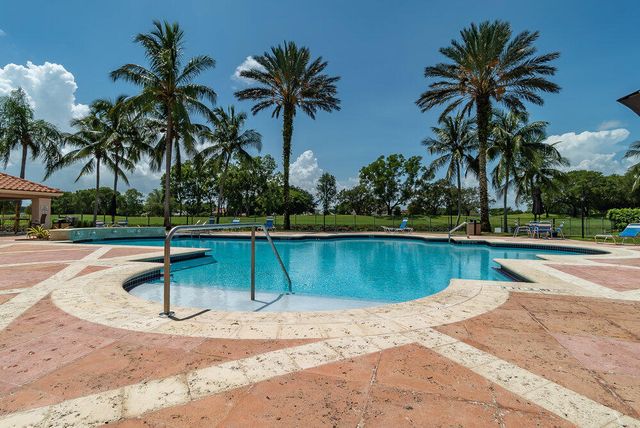 11790 Saint Andrews Place 304, Wellington, FL 33414