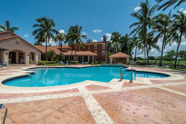 11790 Saint Andrews Place 304, Wellington, FL 33414