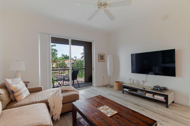 11790 Saint Andrews Place 304, Wellington, FL 33414