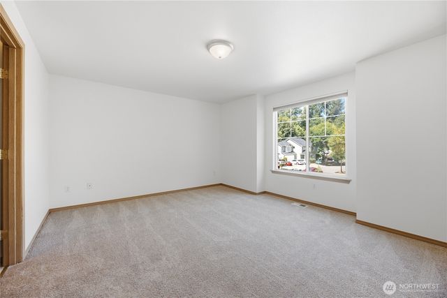 808 28th Avenue SE, Puyallup, WA 98374