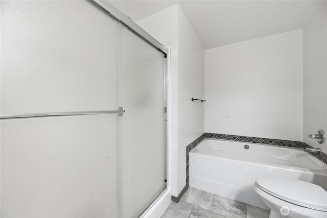 808 28th Avenue SE, Puyallup, WA 98374