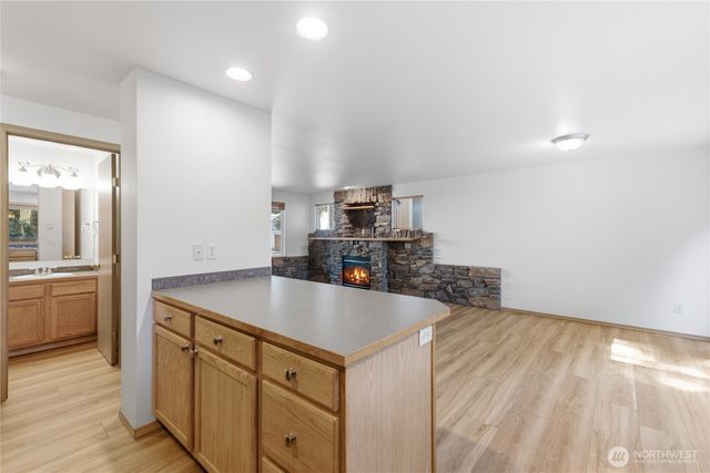808 28th Avenue SE, Puyallup, WA 98374