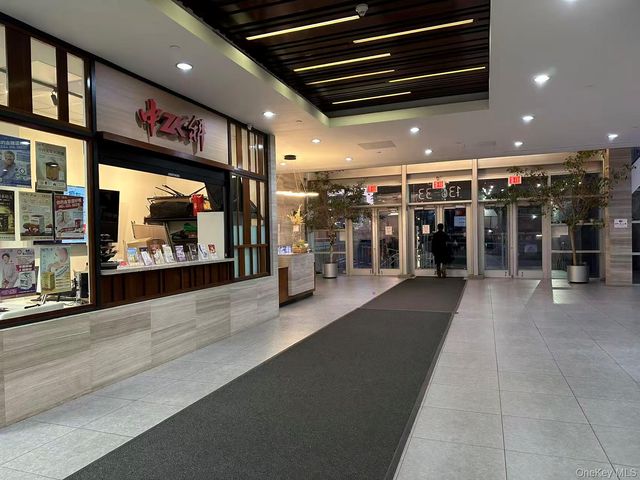 13633 37th Avenue 2A, Flushing, NY 11354