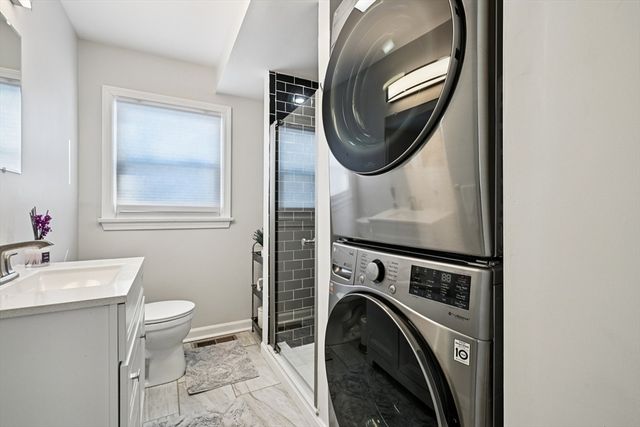 263 Mansfield Rd, North Attleboro, MA 02760