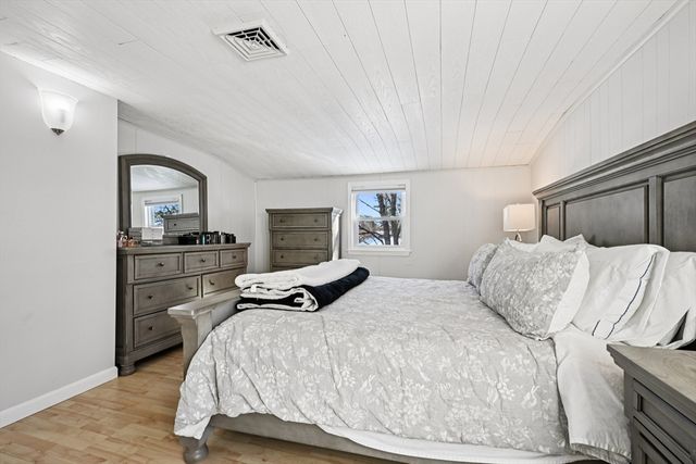 263 Mansfield Rd, North Attleboro, MA 02760