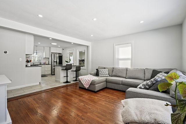 263 Mansfield Rd, North Attleboro, MA 02760