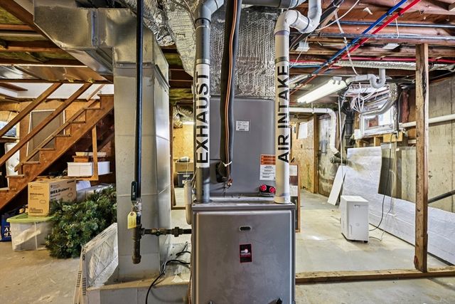 263 Mansfield Rd, North Attleboro, MA 02760